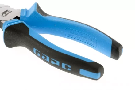 Плоскогубцы комбинированные 160 мм хром-ванадий двухкомпонентные рукоятки БАРС 16996 купить в Перми